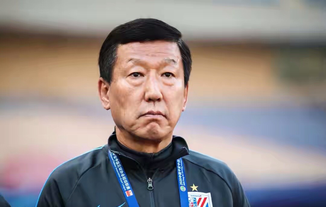 上海申花|全力争取第5外援，申花与两队抢购造42球核心，辟谣谢鹏飞加盟球队