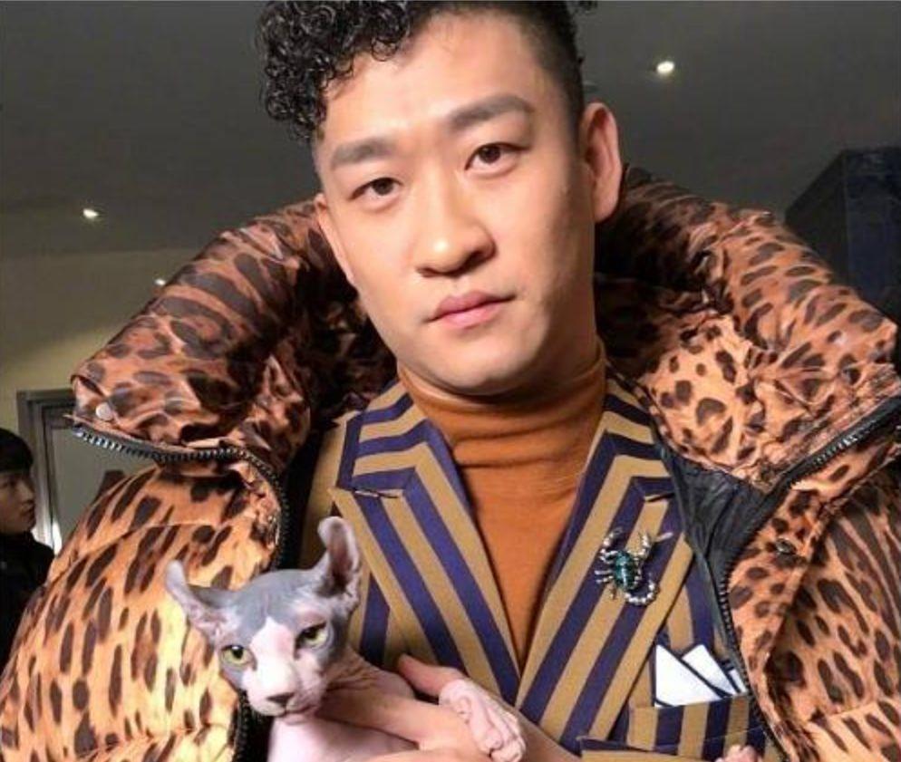 曹云金|心态决定人生，曹云金晒昂贵大闸蟹，岳云鹏却深夜还想吃饺子