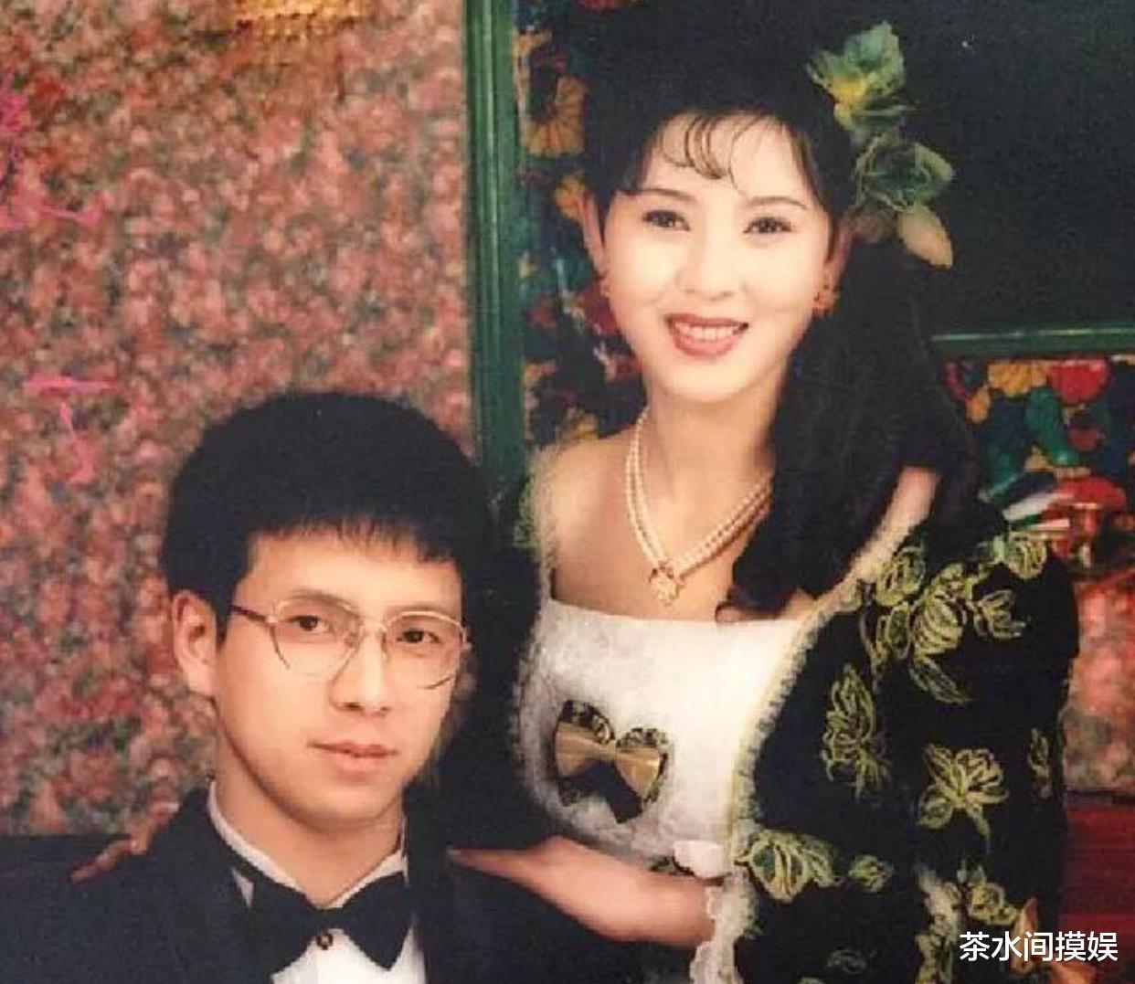 明星|母女似姐妹、63岁体重不过百，这些明星都有个比自己更美的妈？