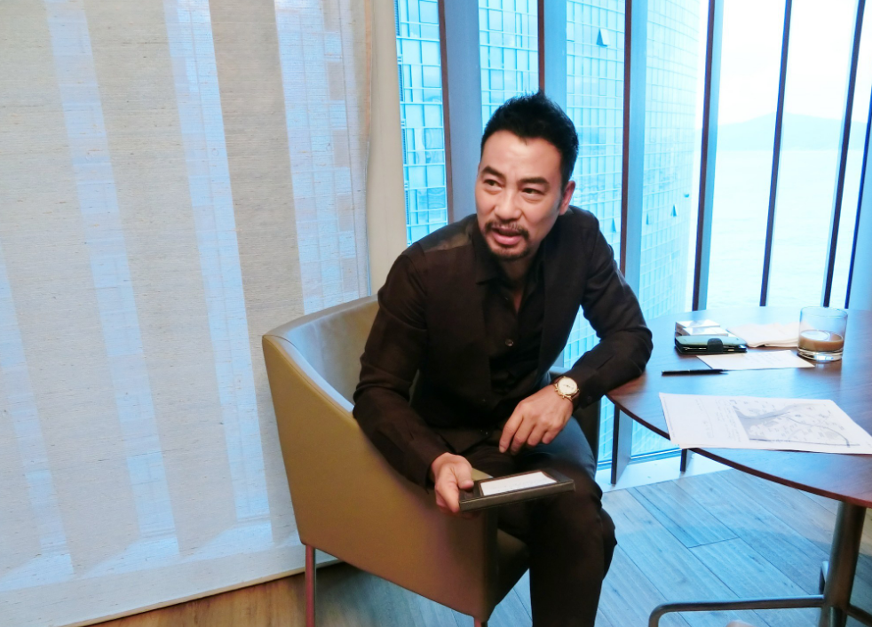 任达华|任达华纵横香港40年，向华强都要给他面子，晚年为何身中四刀