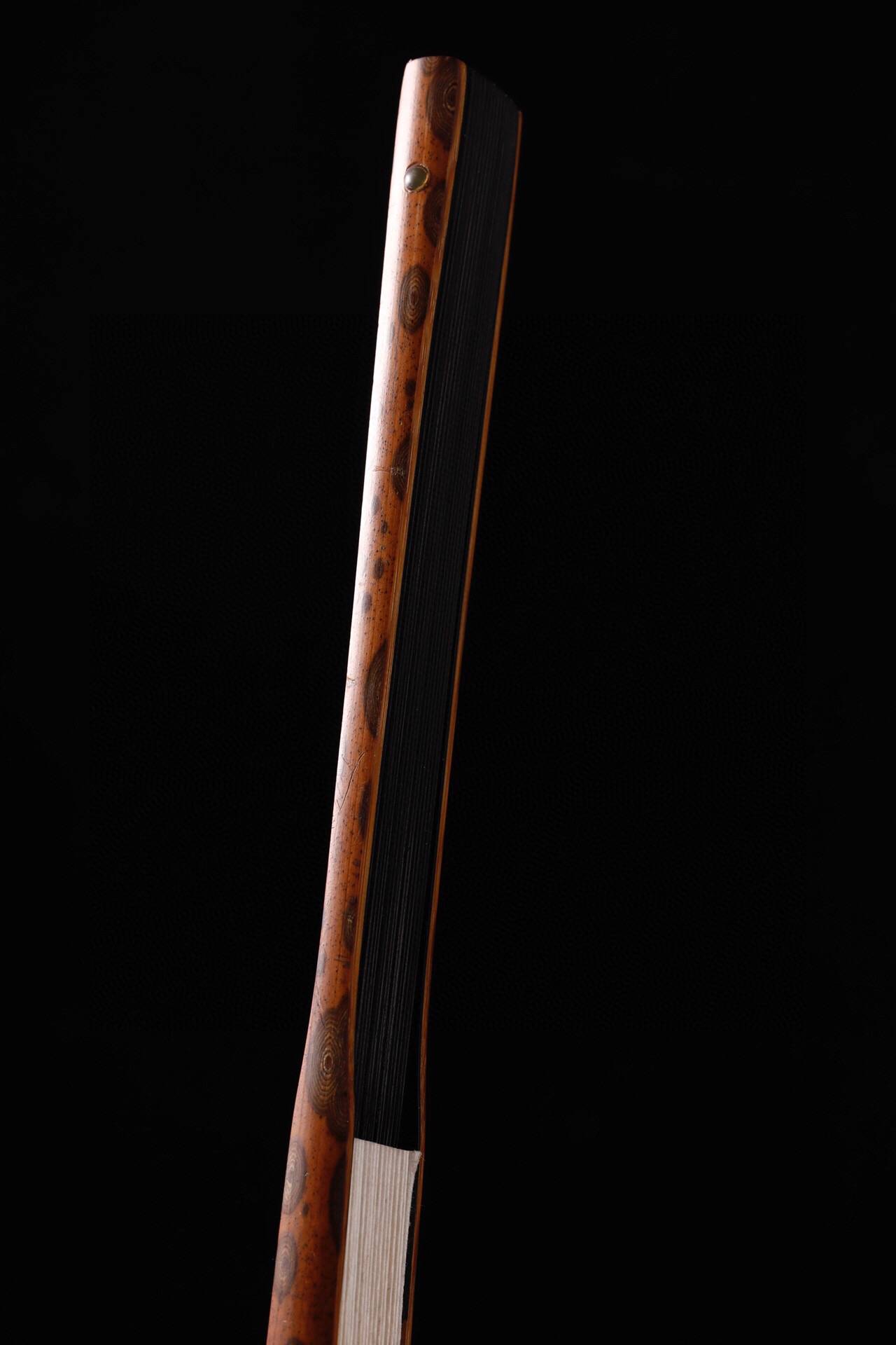 官窑|文玩折扇常见的六种头型 直方 古方 和尚头 燕尾 鱼尾 水滴