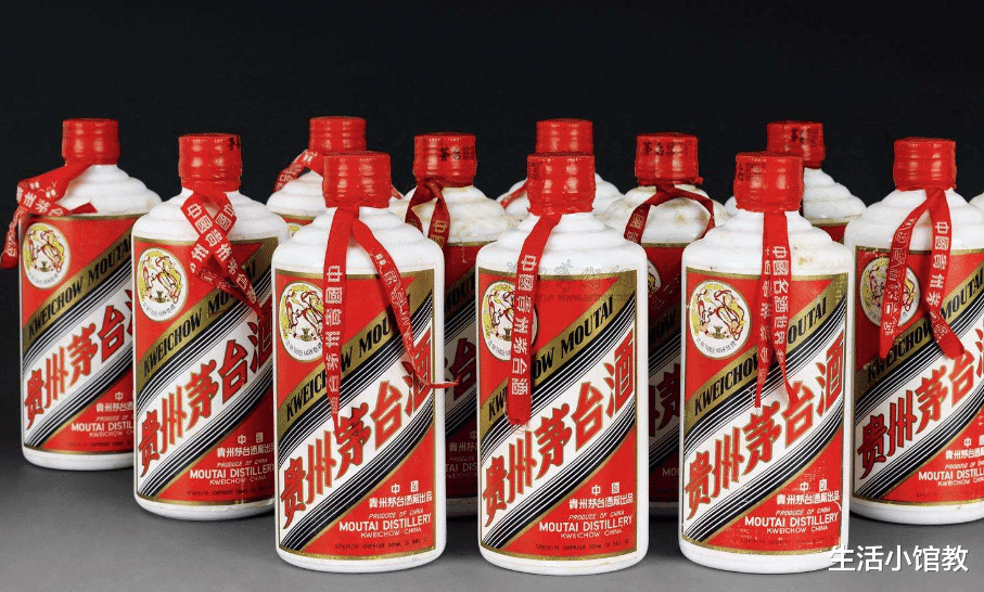 飞天茅台 “飞天茅台”也有假酒？瓶盖没有这“特点”扭头就走，8成是假的