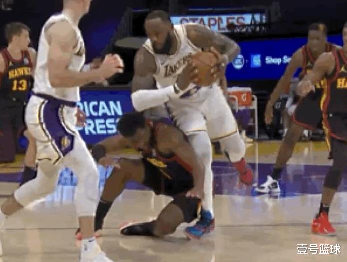 勒布朗·詹姆斯|大事不妙！詹姆斯穿上保護靴，檢查報告至今不公布