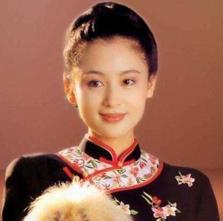 宁静|女明星年轻时有多美?张柏芝一眼万年,陈红美得惊人,宁静很意外