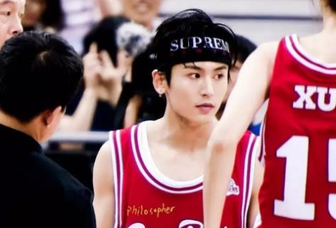 佟丽娅|易烊千玺新戏暂停？罗云熙白鹿二搭？粉丝被龚俊感动