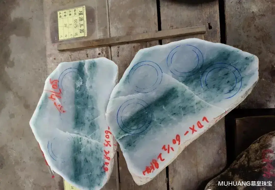 翡翠|直击2021平洲公盘，看2021下半年翡翠原石交易行情如何？