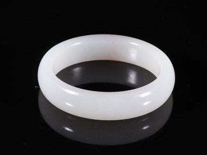 雕刻|和田玉 巧色 扁条 手镯