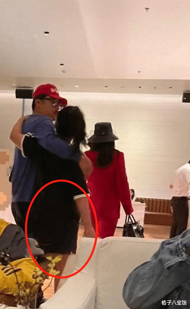 王诗龄|这就是富养女儿的代表？11岁王诗龄腰粗腿壮，除了胖她还有啥