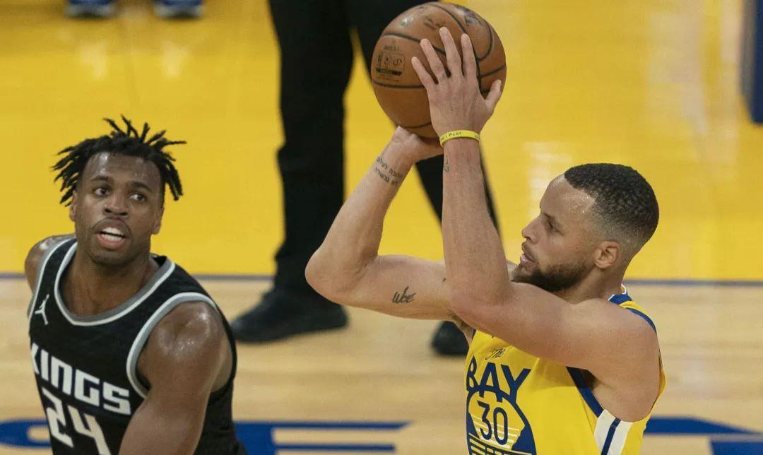 斯蒂芬·库里|一年6000万！历史最大合同！真香！