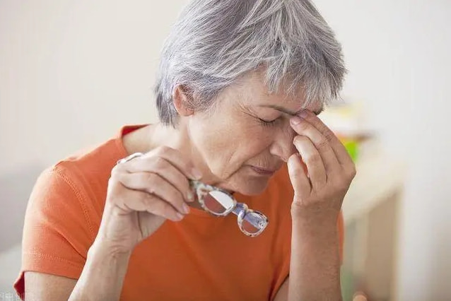 阿尔茨海默病|引发老年痴呆症的元凶是什么？跟这些生活习惯有关！