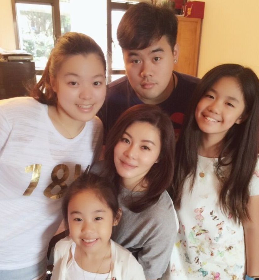 张嘉益|钟镇涛：拒绝跟章小蕙复婚，57岁再当父亲，4个孩子我都爱