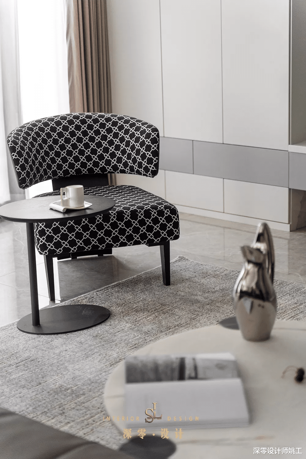 无比羡慕这种别墅，三层300㎡外带小院子，室内现代简约不见土气