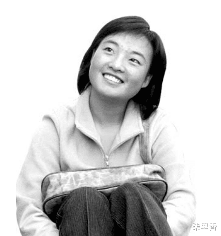 张艺谋|她是最丑谋女郎，当红时被张艺谋一句话劝退娱乐圈，今35岁成这样