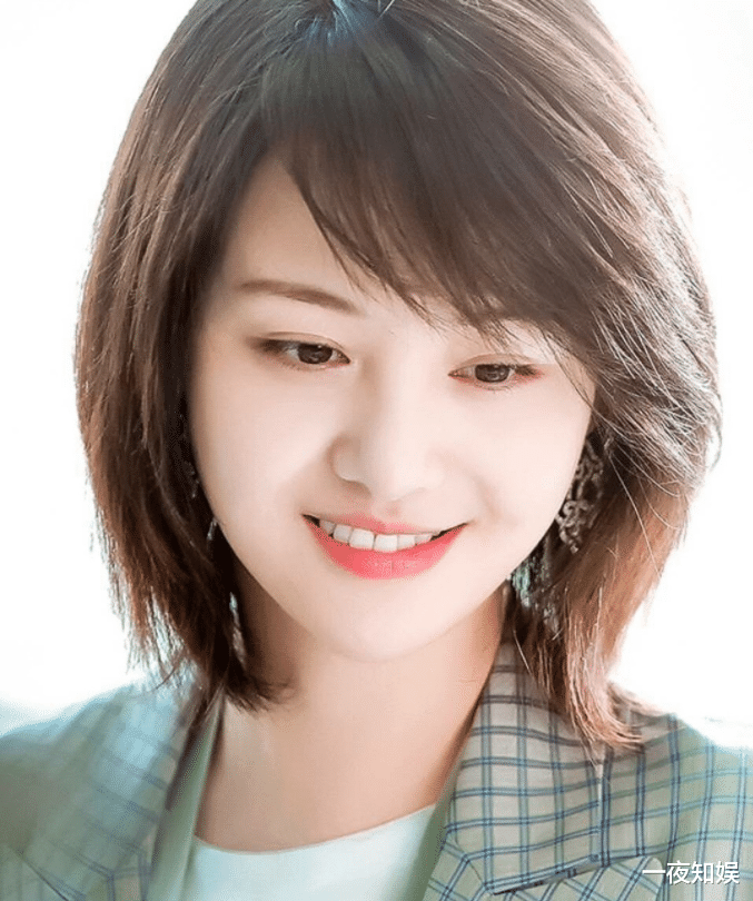 郑爽|郑爽背后金主浮出水面，连冯小刚都让三分，难怪“肆无忌惮”招黑