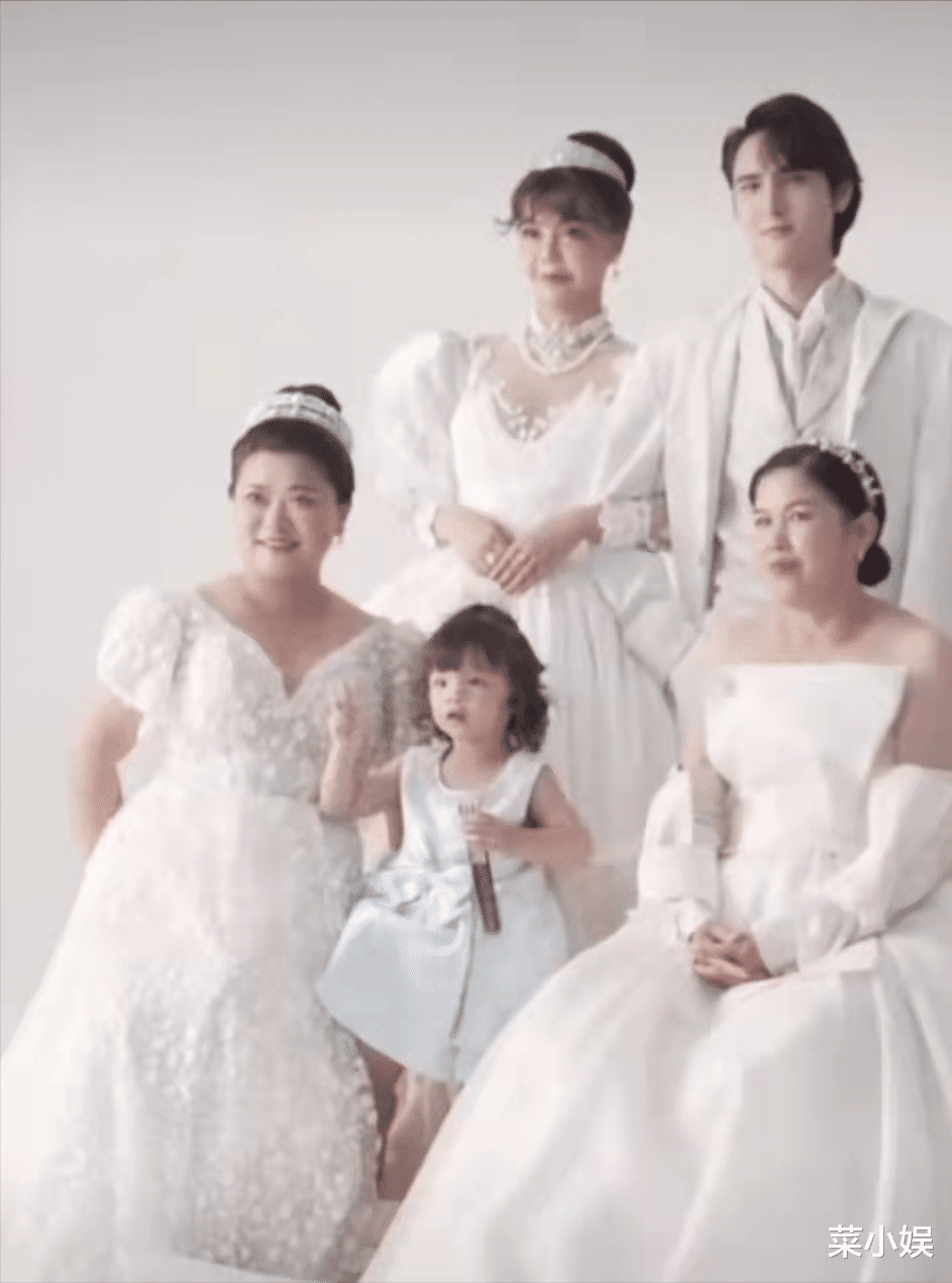 香港小姐|韩安冉自曝婚内出轨刘鑫鑫，三天前还在拍婚纱照，网友：不理解