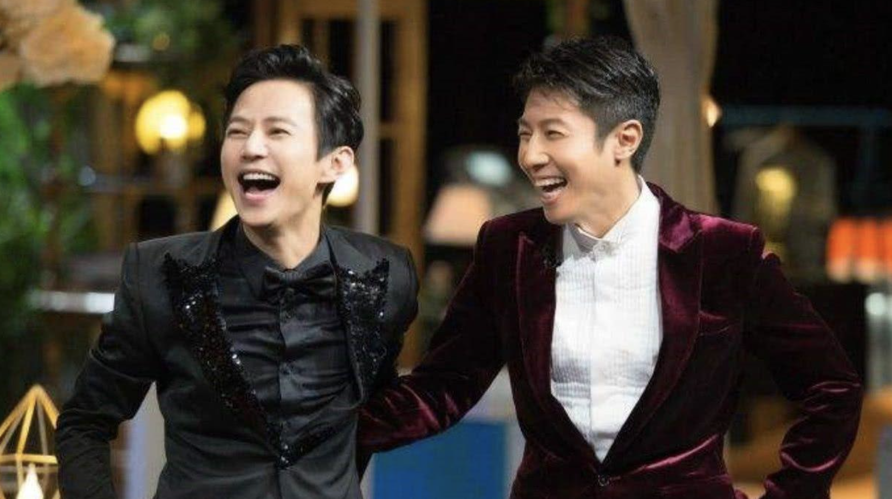 姐姐|撒贝宁回归主持《今日说法》，离《明星大侦探7》越来越远了？