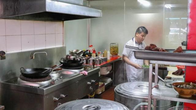 租赁|六环外的北京是真实中国：城市边缘的异乡人，孤独迷茫依然向阳