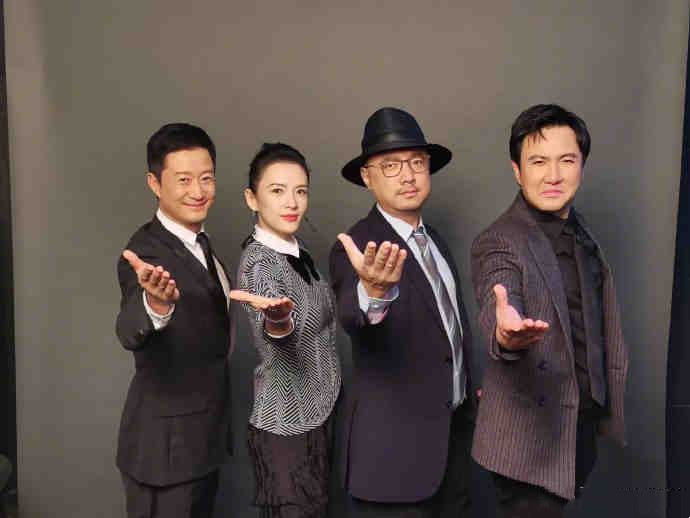 吴京|吴京揪章子怡的麻花辫，为何没人说他“轻浮”？因为他是好男人！