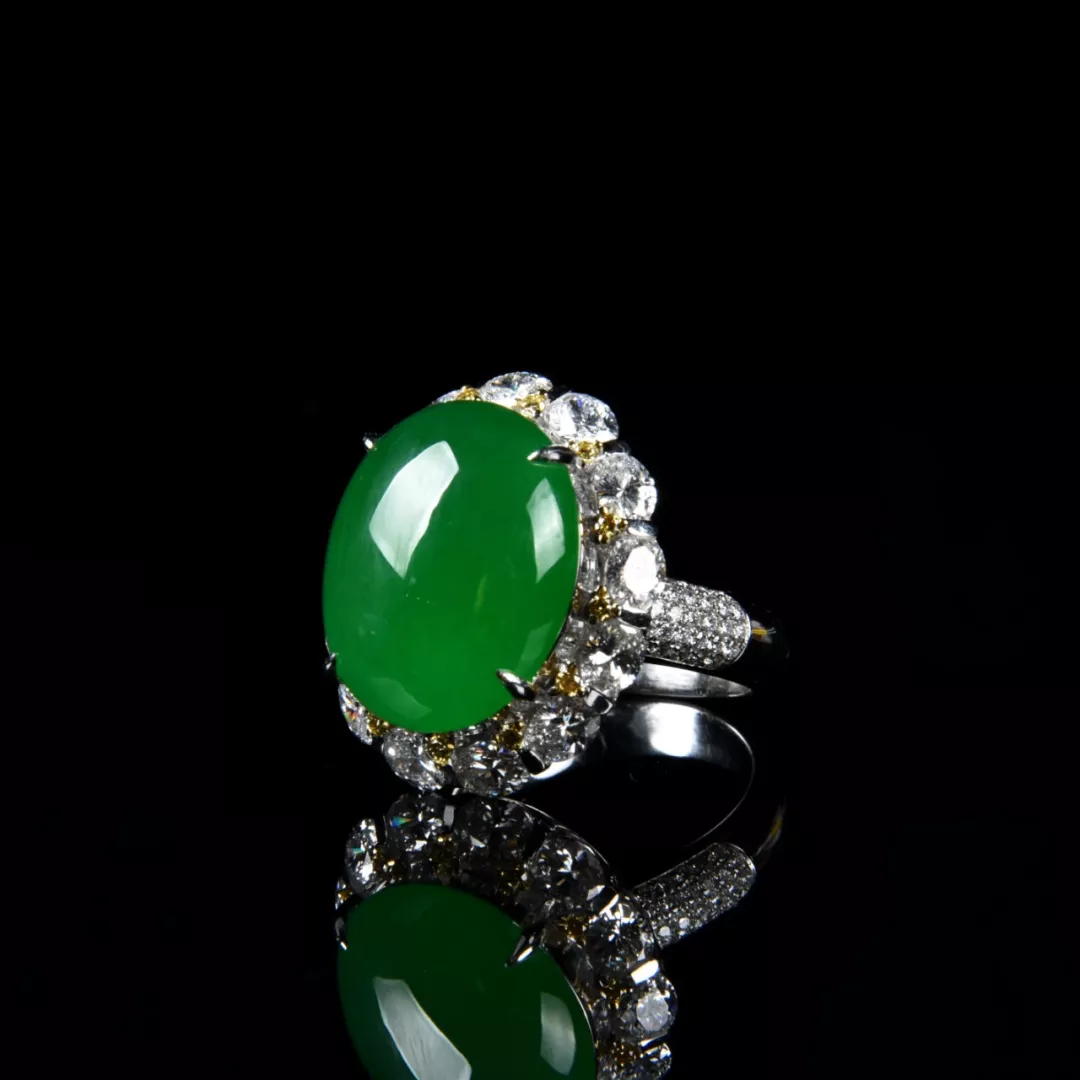 钱币|翡翠戒面的厚度很重要，会直接影响到它的价值