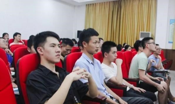 考研|同为三年时间，读研与工作的收获真不一样，还好当初没有选错
