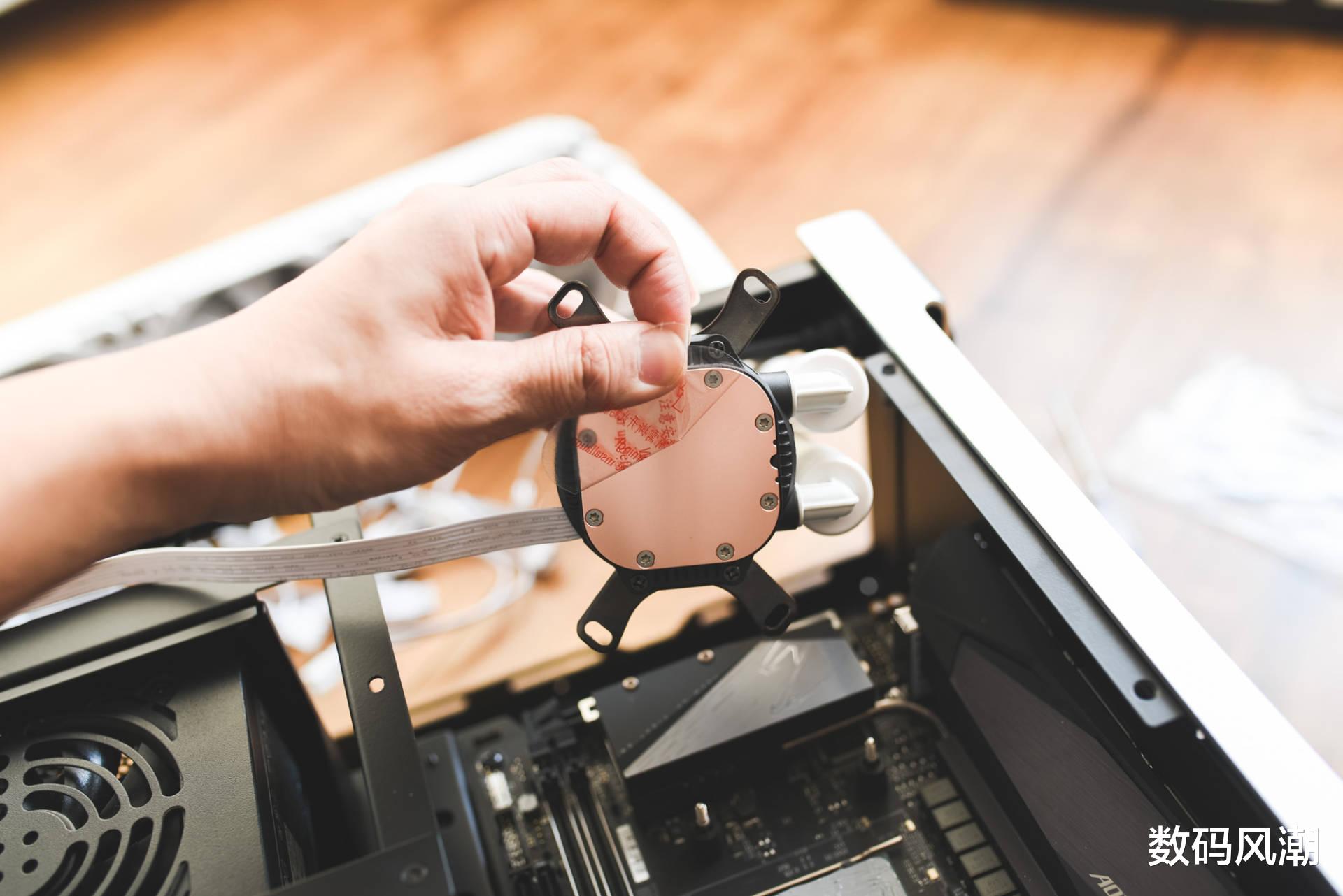 机箱|乔思伯真的贵！？万元轻松装机，说说我为啥用乔家一物i100Pro