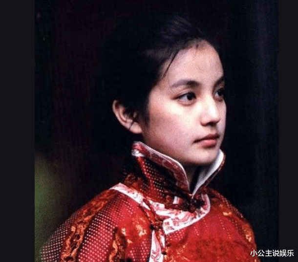 赵薇|42岁赵薇的亲哥哥曝光，难怪妹妹事业蒸蒸日上，网友：不得不服