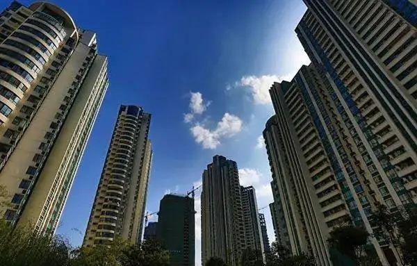 破产|坏消息不断，房地产不赚钱了？