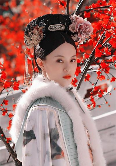 刘亦菲|本以为刘亦菲不适合演清宫剧，看到她穿“甄嬛装”的那一刻，心动了