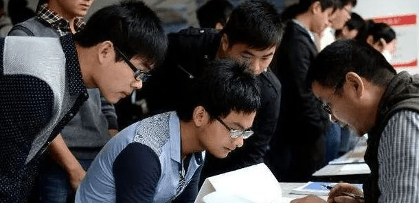 爱情|二本生毕业后去哪了？基本从事这三类工作，三本生看后很难接受