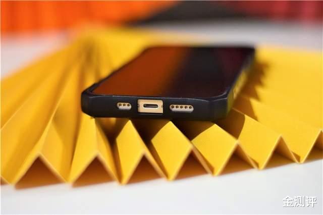 iPhone13怕摔,2500入手9款保护套,你觉得哪个好?