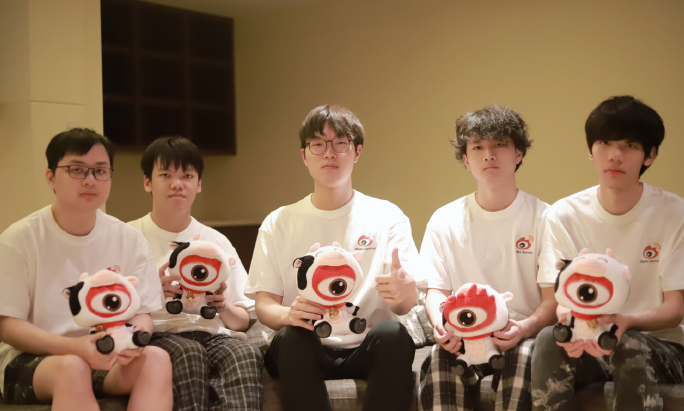 幻塔|数据网站更新选手合同信息,已经显示为WBG: the shy