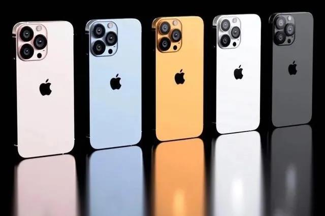 相机|从iPhone13看“好色”产品，为什么颜色的选择对产品的成败很关键