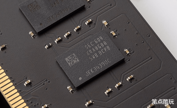 三星|12代酷睿装机绝配，阿斯加特特挑三星Bdie颗粒，高端DDR4年底反杀