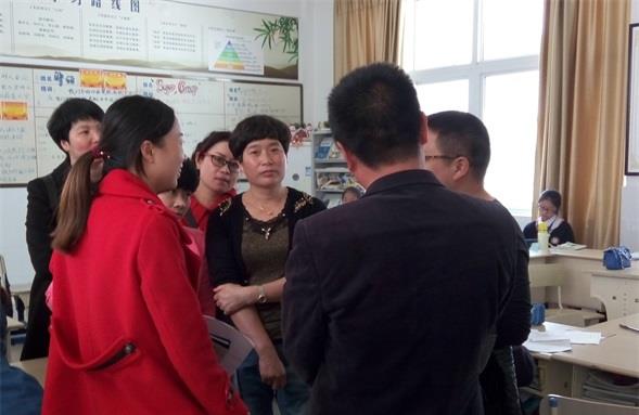 午美聊健康体态 老师电话家访学生作业遭家长怒怼，老师无言以对