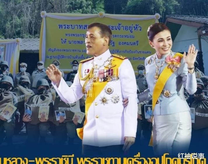 诗妮娜|泰国帝后又闹矛盾，最新海报背对背赌气，36岁诗妮娜趁机复宠