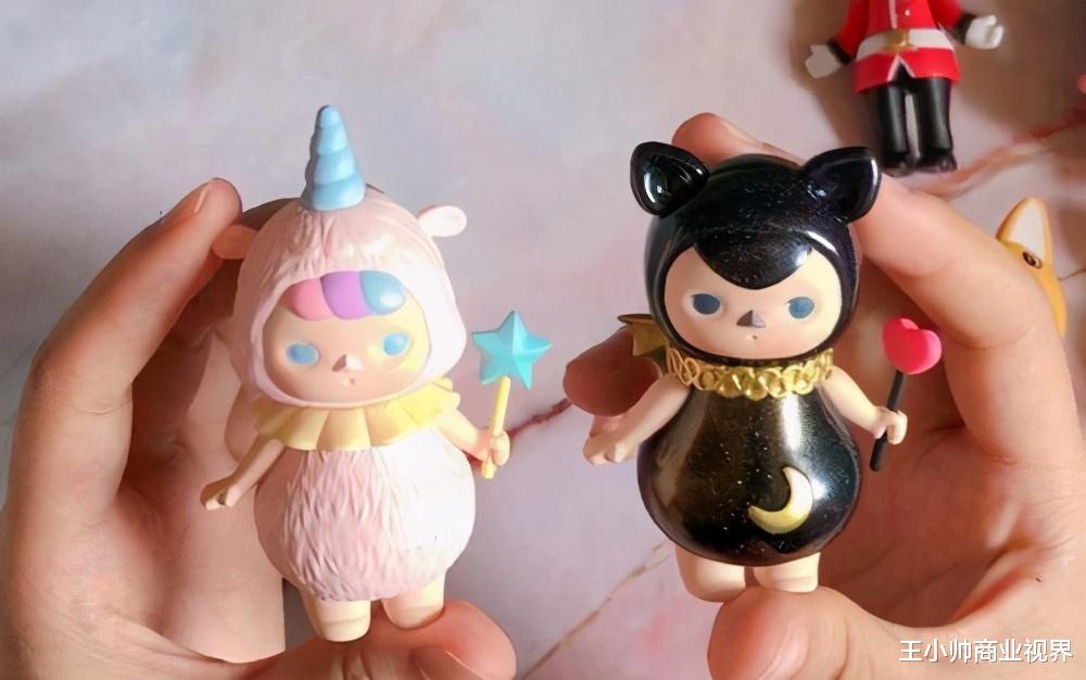 王小帅商业视界 80后河南小伙靠年轻人的“赌性”，赚出了泡泡玛特的千亿帝国