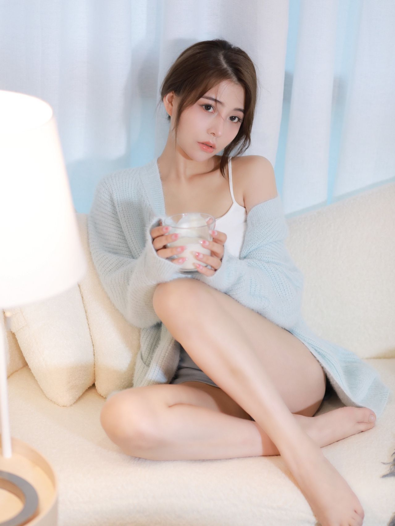 招聘|跟新入职的同事成了好朋友后，我才发现，这个漂亮女人心机太深了