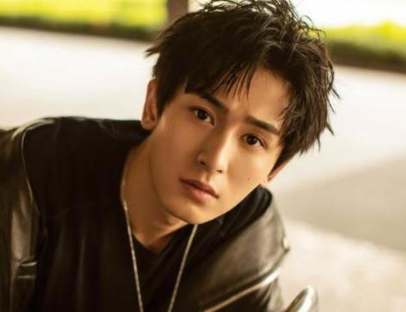 张哲瀚|觉得张哲瀚眼熟吗？当年的“旺仔男孩”就是他，赵薇还是她的贵人