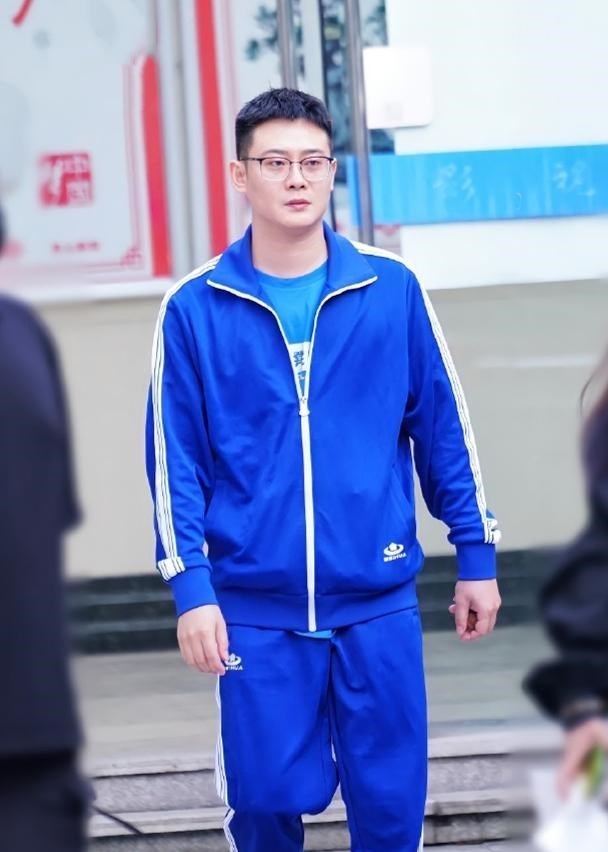 胡小小乖|《德云斗笑社》抢先看，栾云平战队被强制解散，秦霄贤或成新队长