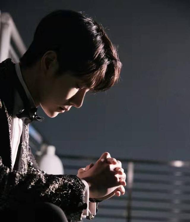 王一博|王一博胖了后,引发脱粉浪潮:你在乎的只是颜值,没看到他的实力