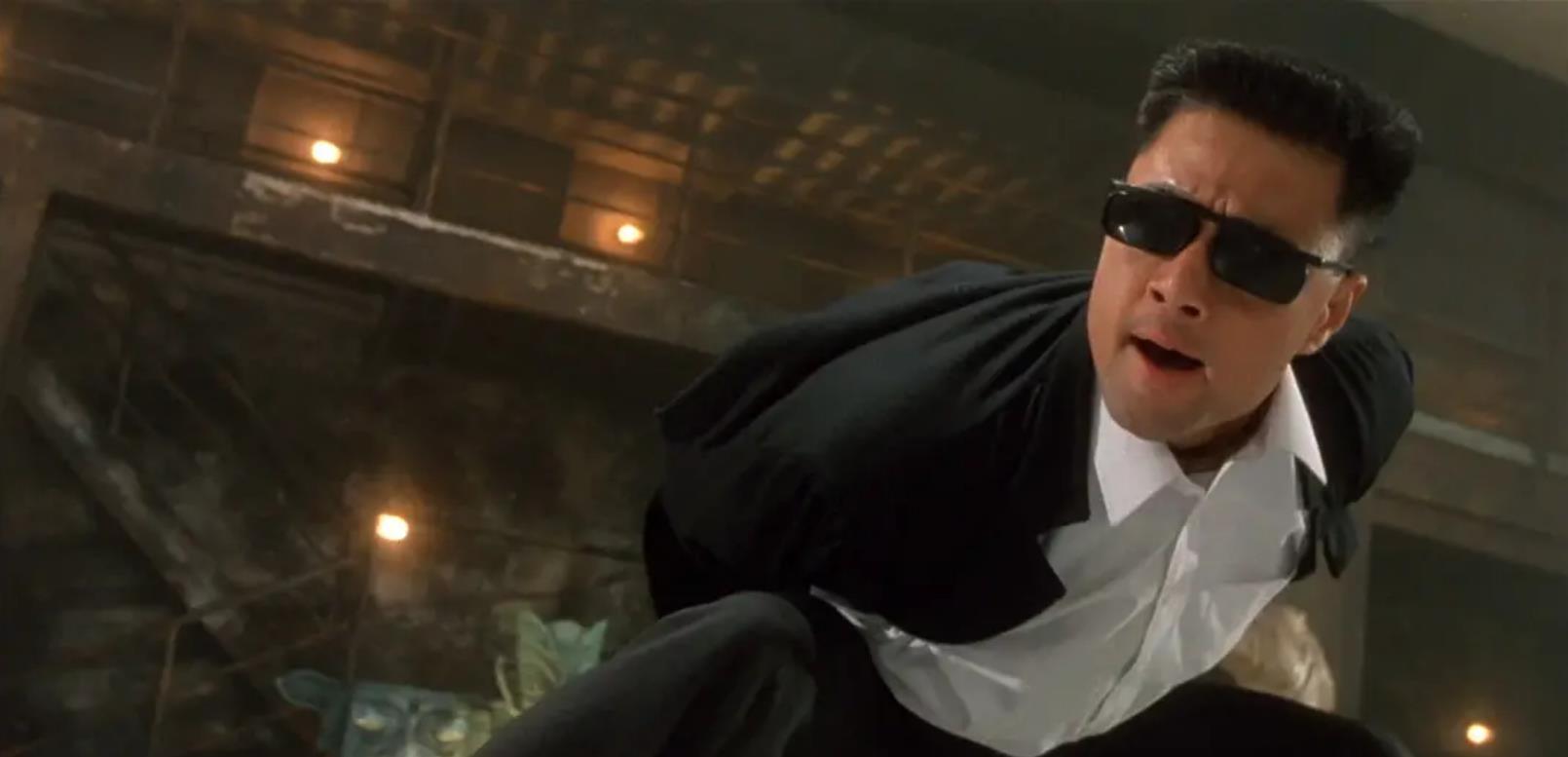 于荣光|63岁武打明星离婚，和妻子分割5000万家产，35年恩爱都是假的？