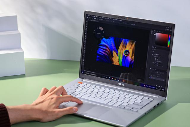 筆記本|華碩靈耀Pro14評測：14英寸性能小鋼炮，流星白超贊
