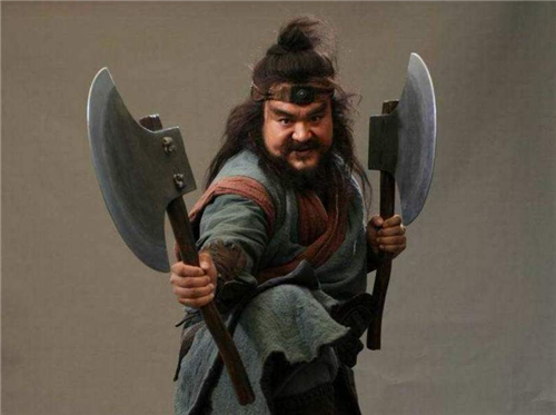 李逵|黑旋风李逵的结局：被人挑断手筋脚筋，掐着脖子像抓猪一样活捉