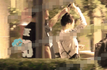 吴京|吴京揪章子怡的麻花辫，为何没人说他“轻浮”？因为他是好男人！