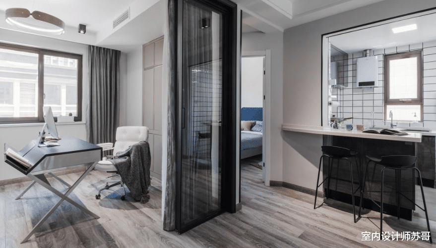 混搭风塑造多变空间，吧台让生活更多了些情趣，生活都能更加有趣