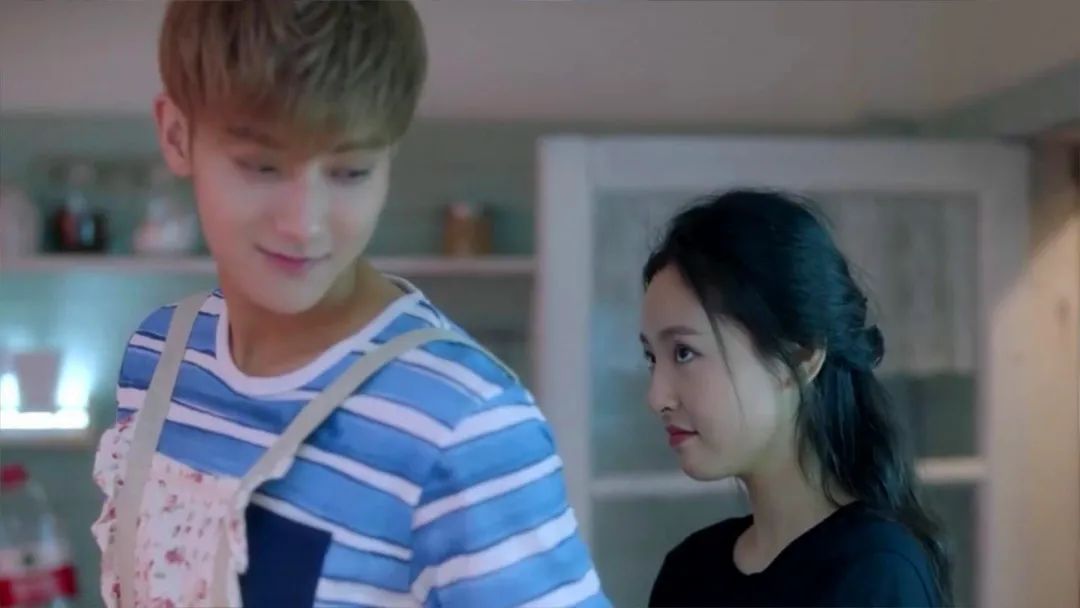 萱爸育儿经|现实版“辣手摧花”,为防漂亮妻子被抢走,丈夫将其喂胖50斤!