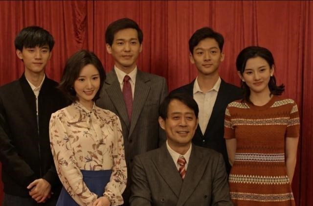 雪落无尘谈|《乔家的儿女》:父亲不作为,家庭不幸福的根源,原生家庭的可悲