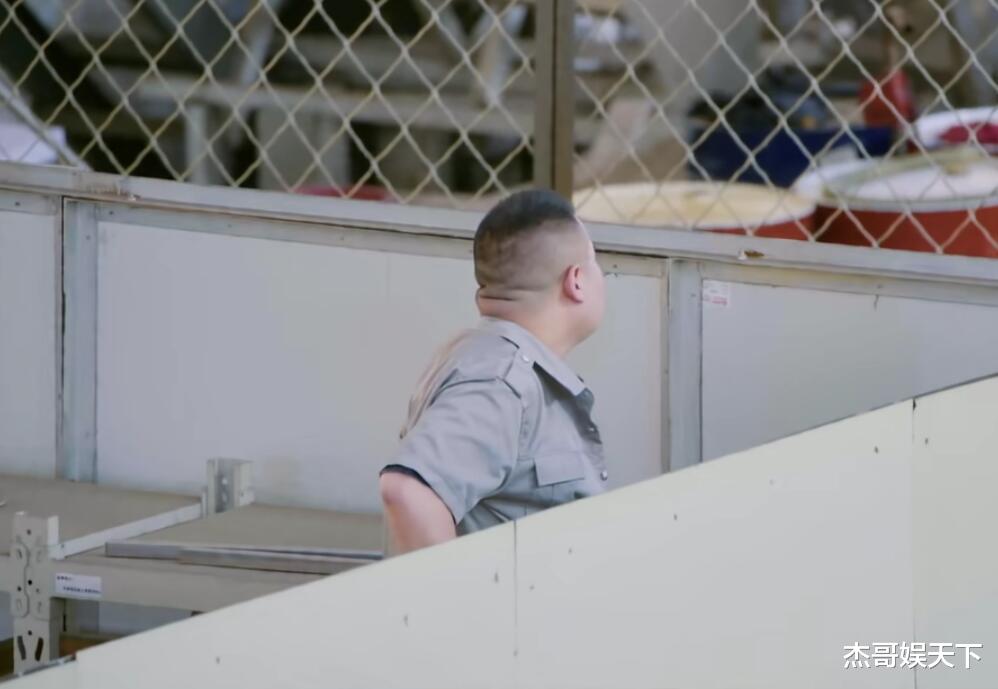 郭德纲|周九良真冤！明明表现最好，最后却成了郭德纲批评众弟子的工具人