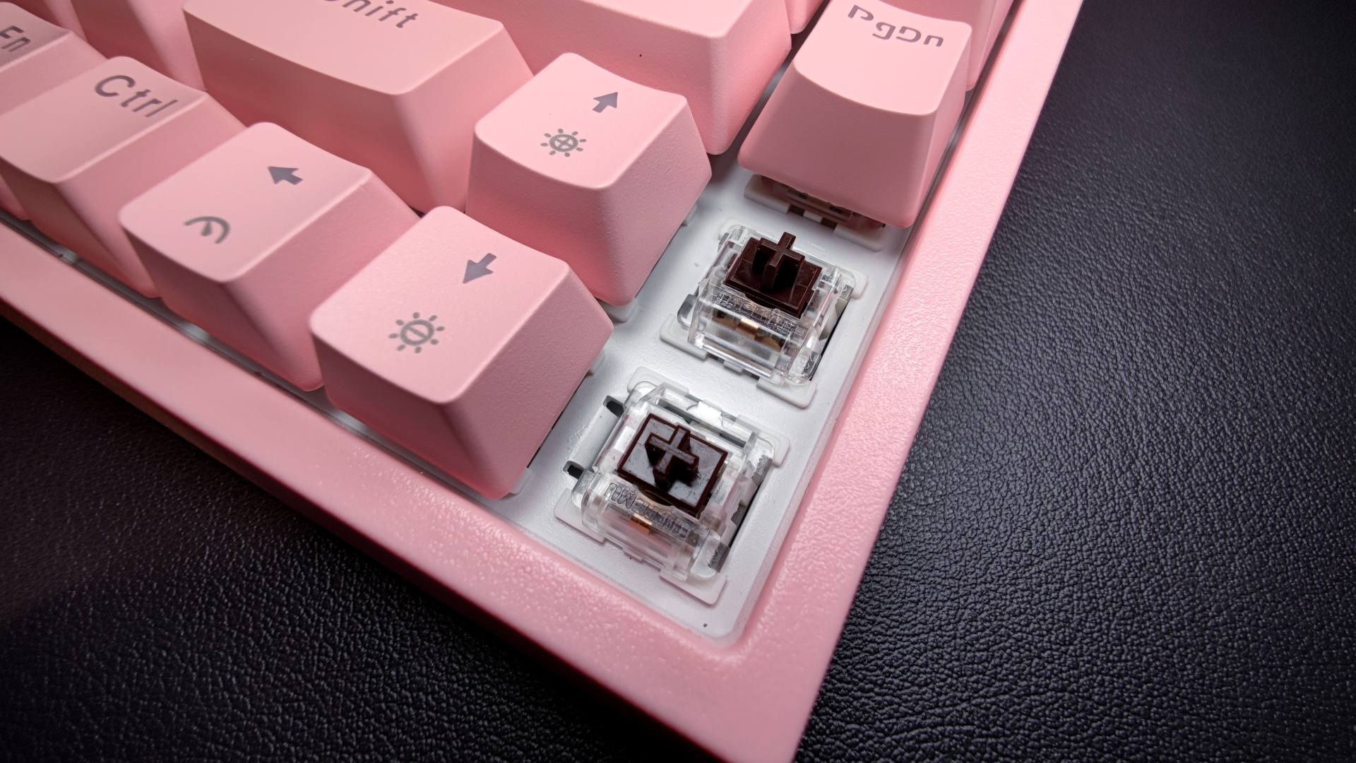 京东方|实用性超强的一款机械键盘 BOW 航世G08