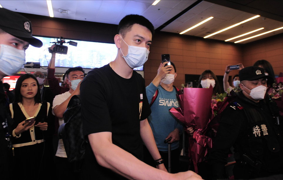 辽宁男篮|辽篮新帅正式确认！蒋兴权亲自辅佐上位，杨鸣卸任去向曝光